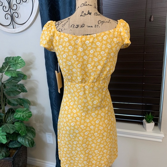 NWT reformation dress - Picture 8 of 8